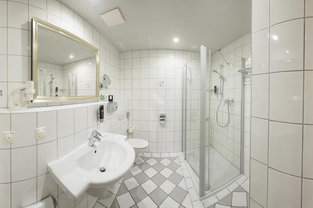 Koupelna v ubytování Berghotel Eisenach