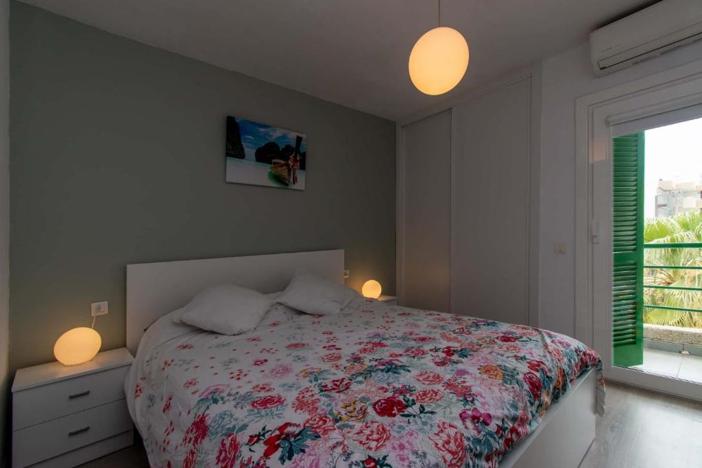 Postel nebo postele na pokoji v ubytování Duplex in Playa De Las Américas-center