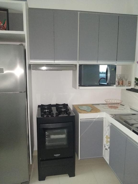  Apartamento - Condomínio Jardins dos Pescadores - Praia do Perequê-Açu