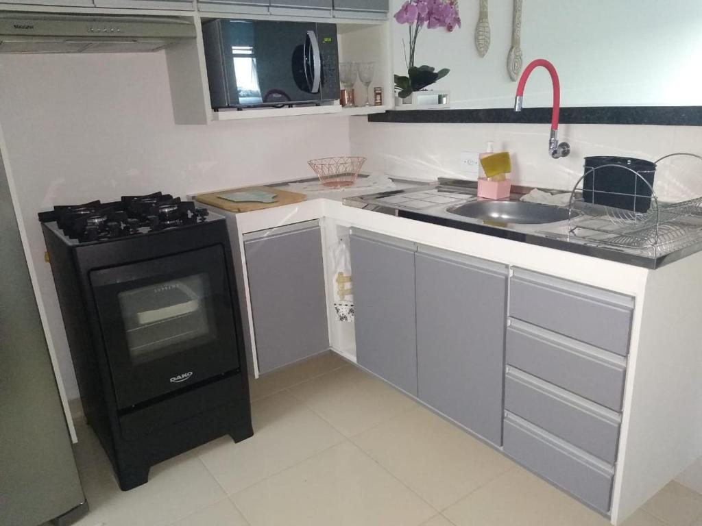  Apartamento - Condomínio Jardins dos Pescadores - Praia do Perequê-Açu