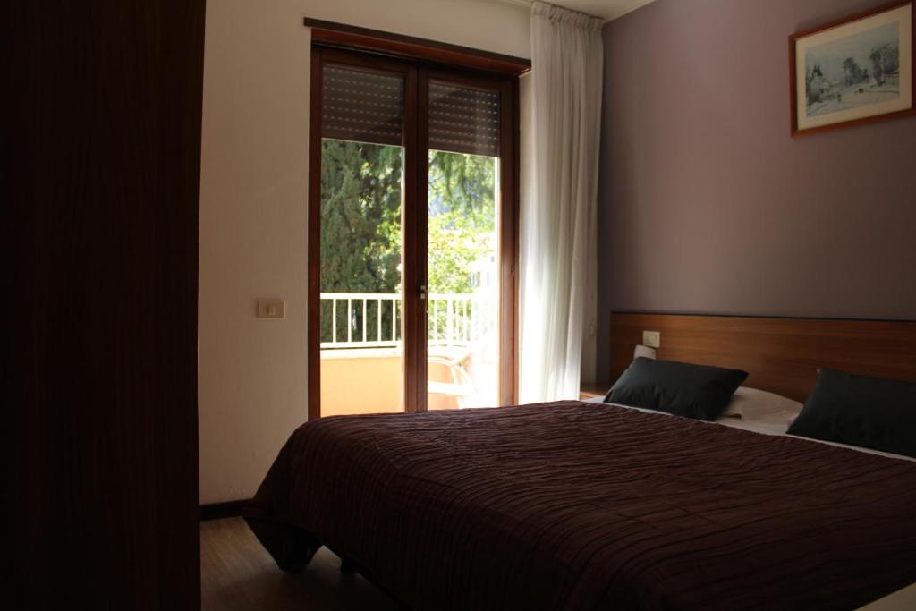 Residence Royal House - One-Bedroom Apartment With Balcony