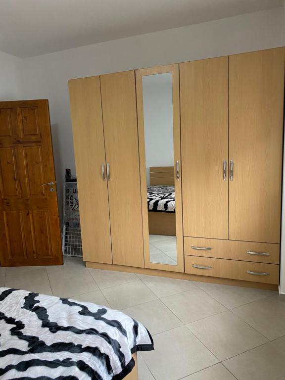 Postel nebo postele na pokoji v ubytování Super Apartment 100m2 2 sovrum