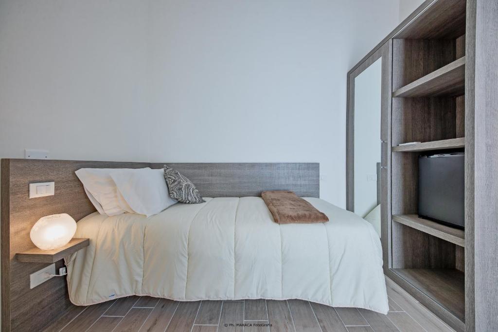 Posteľ alebo postele v izbe v ubytovaní Hotiday Room Collection - Lecce Gianmarti Suite