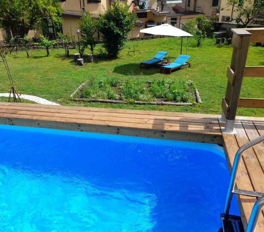 The swimming pool at or close to Monti Guesthouse