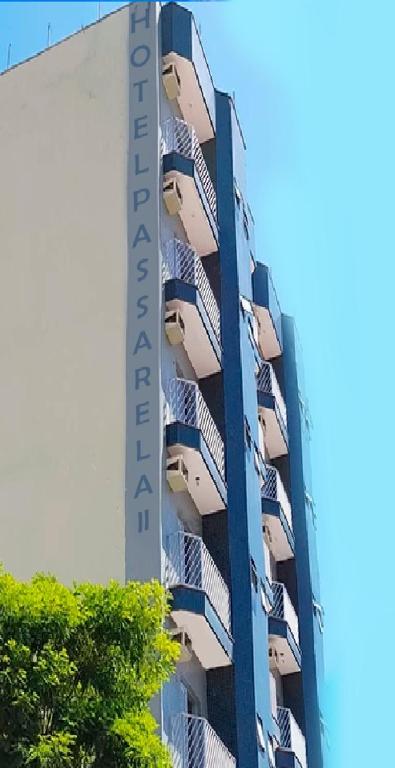  PASSARELA holiday inn