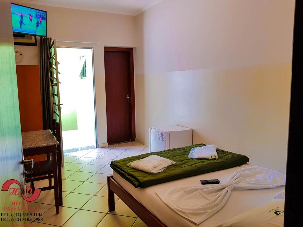  PASSARELA holiday inn