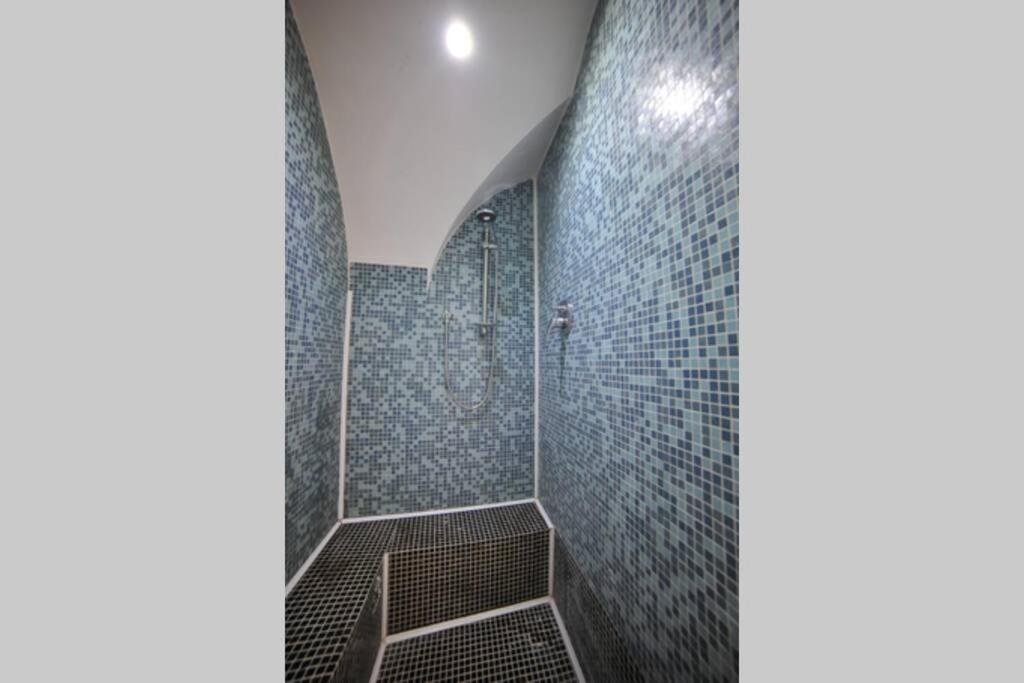 Łazienka w obiekcie GaDa Home -centro storico -