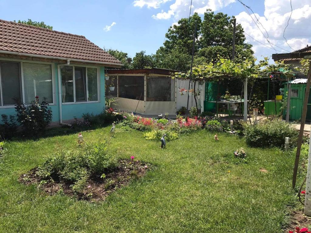 слънце - Two-Bedroom House