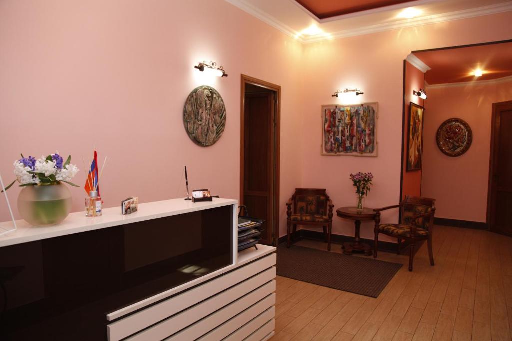 Posezení v ubytování Azoyan Guest House