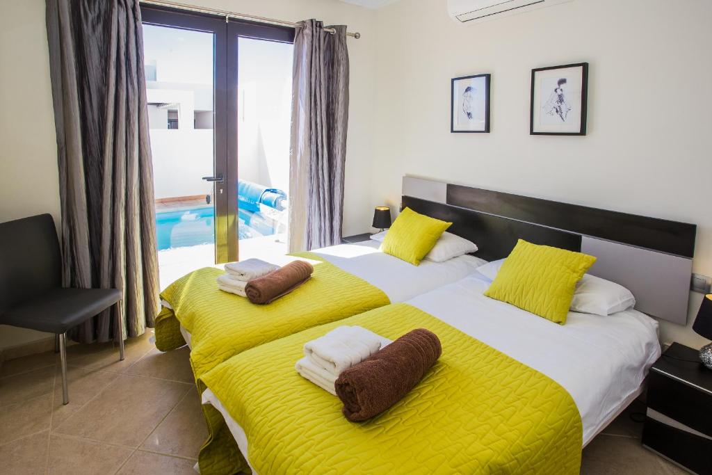 Fotografie z fotogalerie ubytování Beautiful 2-Bed Villa in Playa Blanca -Rosa Blanca v destinaci Playa Blanca