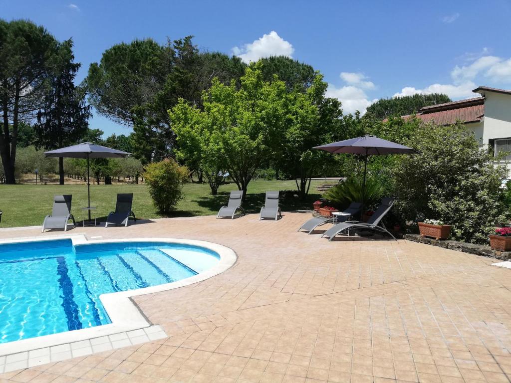Fotografia z galérie ubytovania Villa Marila relax con piscina in campagna v destinácii Pietramelara