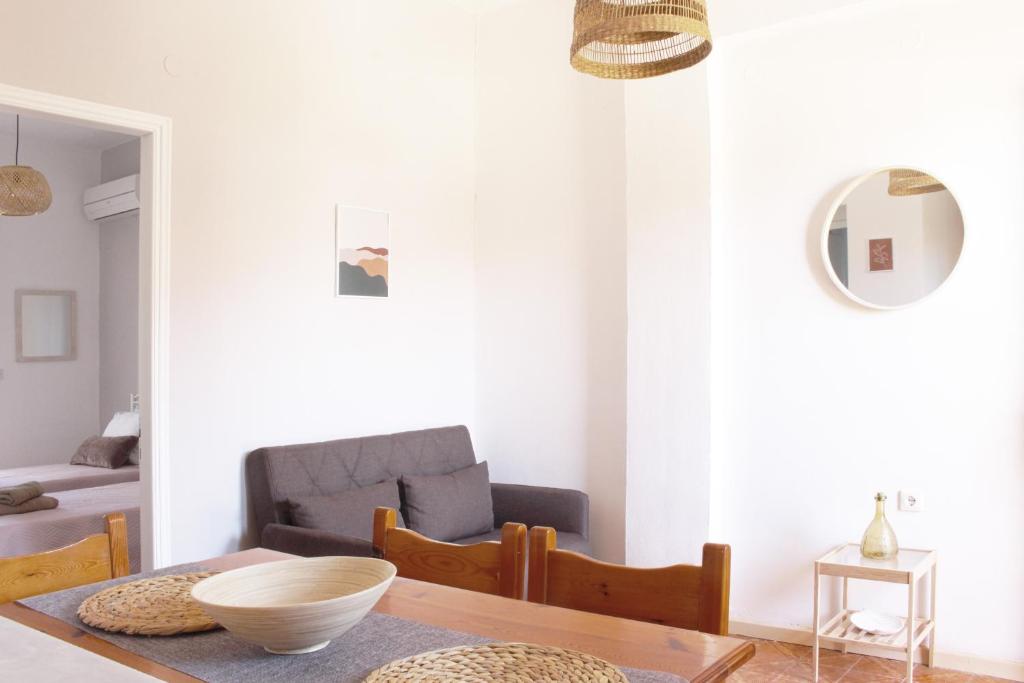 Część wypoczynkowa w obiekcie Ayerina Ground floor Apartment