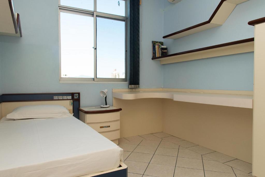  Apartamento Vista Mar 3 quartos no Balneario do Estreito
