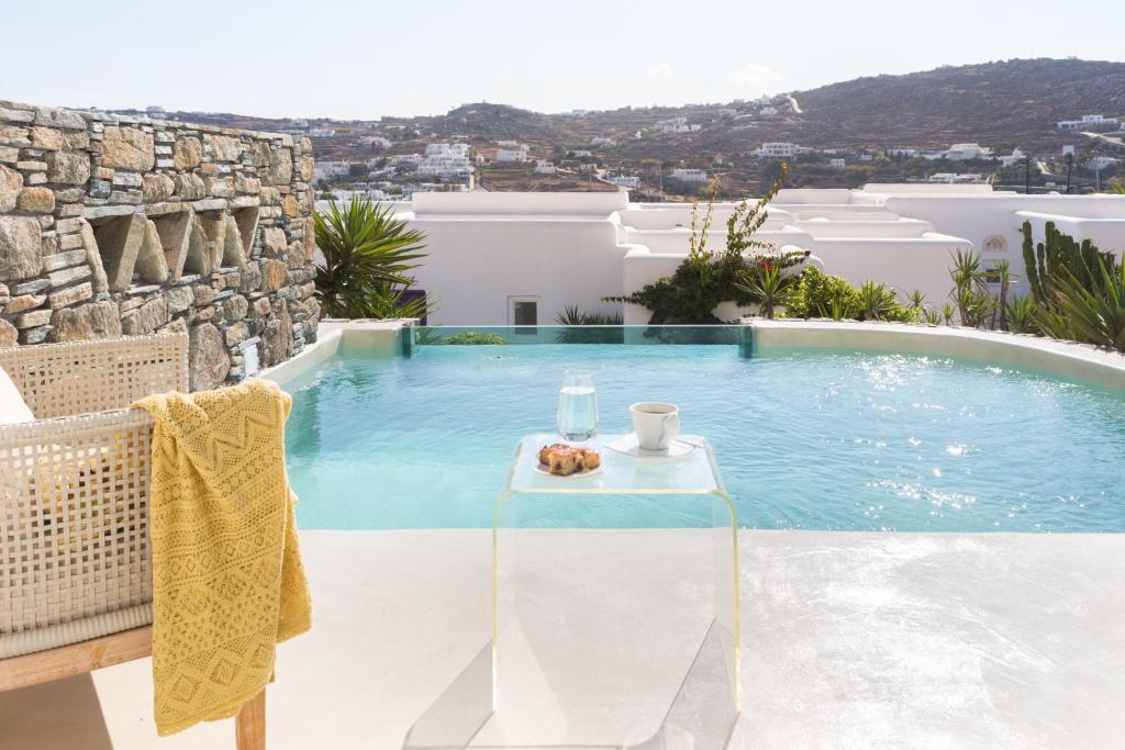 Bazén v ubytování Kivotos Mykonos - Preferred Hotels & Resorts nebo v jeho okolí