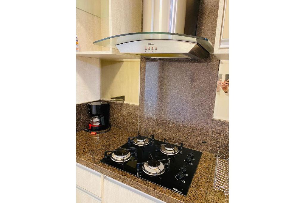 Completo 2 Suítes a 600m Rua Coberta  Completo 2 Suítes a 600m Rua Coberta