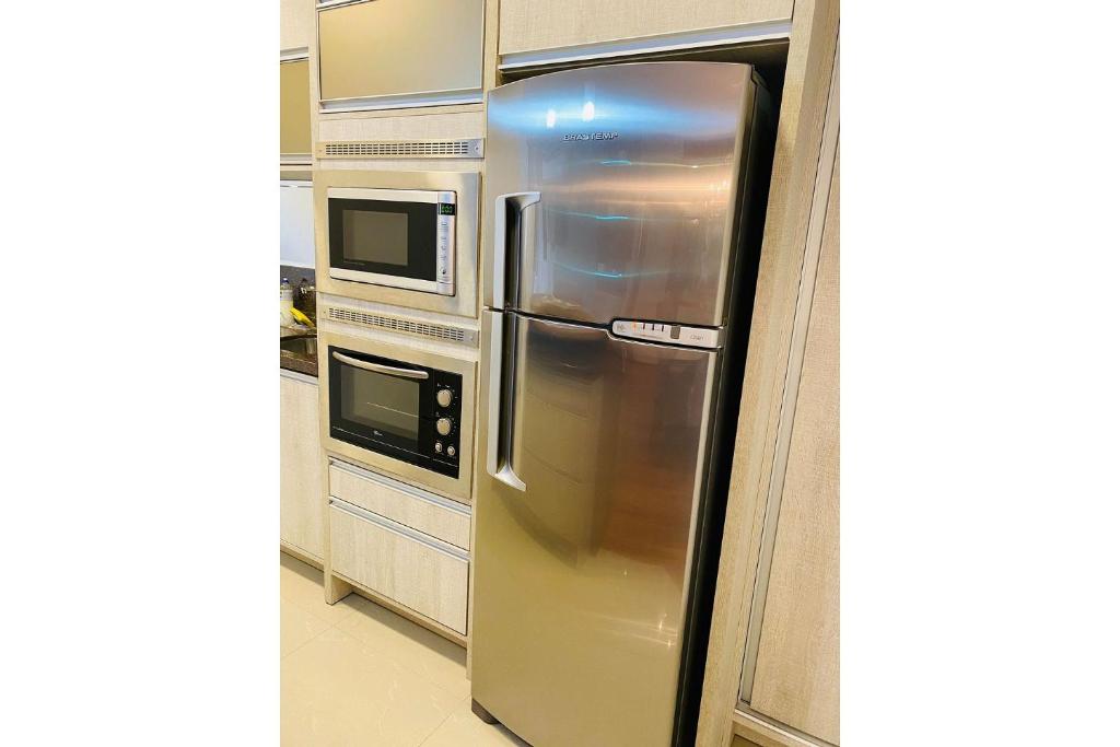 Completo 2 Suítes a 600m Rua Coberta  Completo 2 Suítes a 600m Rua Coberta