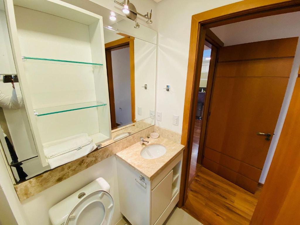 Completo 2 Suítes a 600m Rua Coberta  Completo 2 Suítes a 600m Rua Coberta