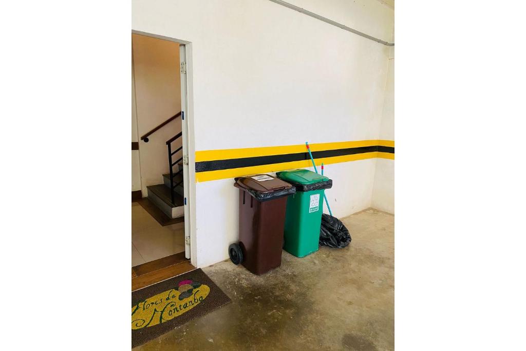 Completo 2 Suítes a 600m Rua Coberta  Completo 2 Suítes a 600m Rua Coberta