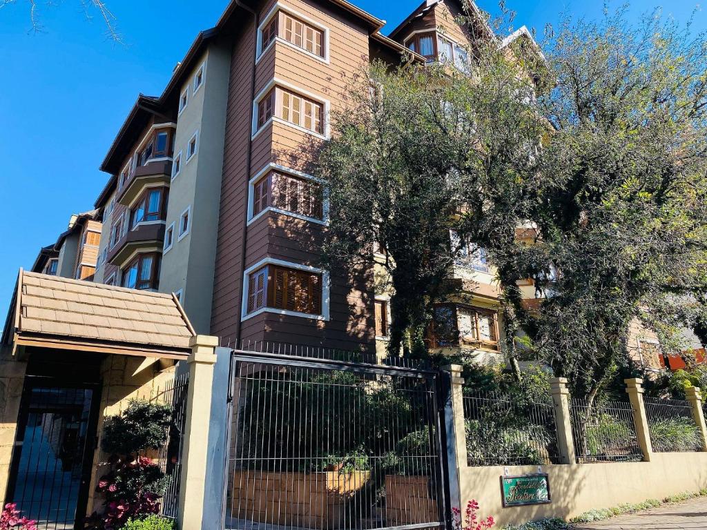  Confortável 2D Próximo Rua Coberta