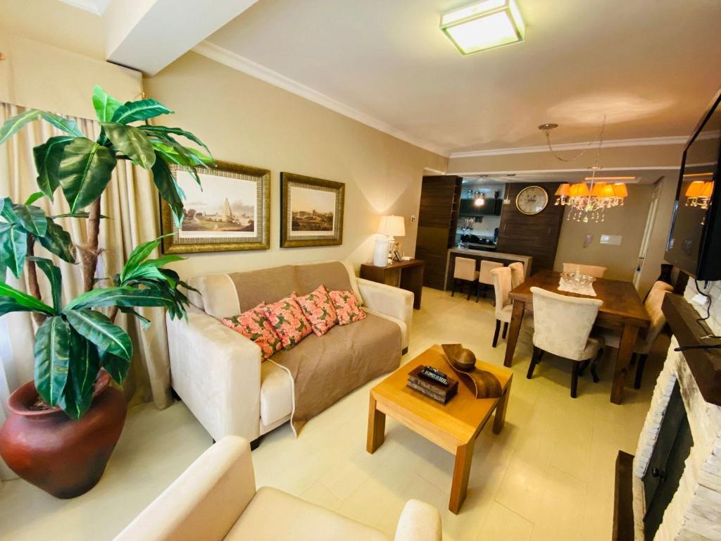  Confortável 2D Próximo Rua Coberta