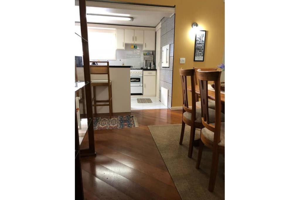 Ensolarado 2D Centro Gramado  Ensolarado 2D Centro Gramado