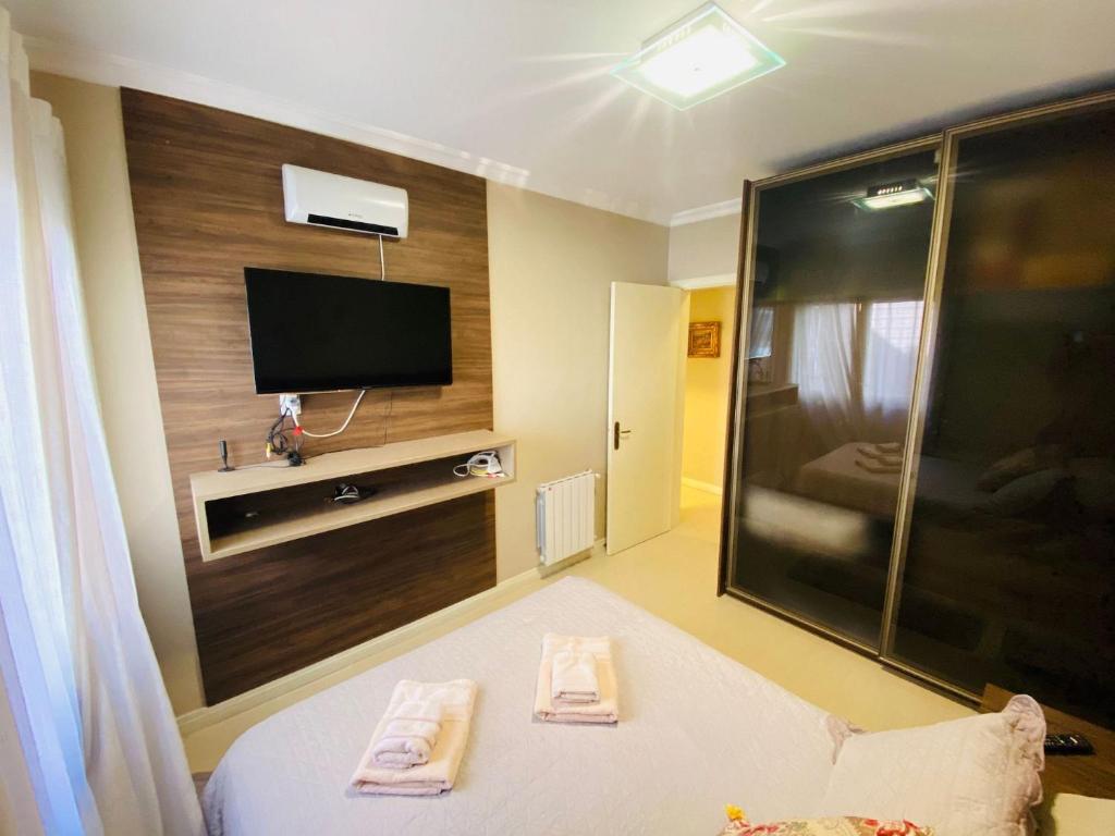  Confortável 2D Próximo Rua Coberta