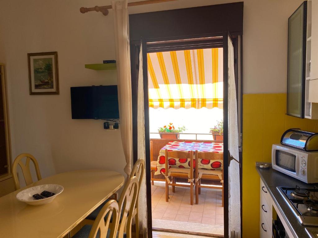 Kuchyňa alebo kuchynka v ubytovaní Casa Scala Dei Turchi