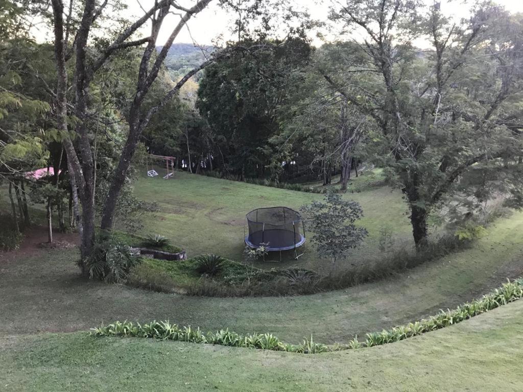  Lake House Ibiuna