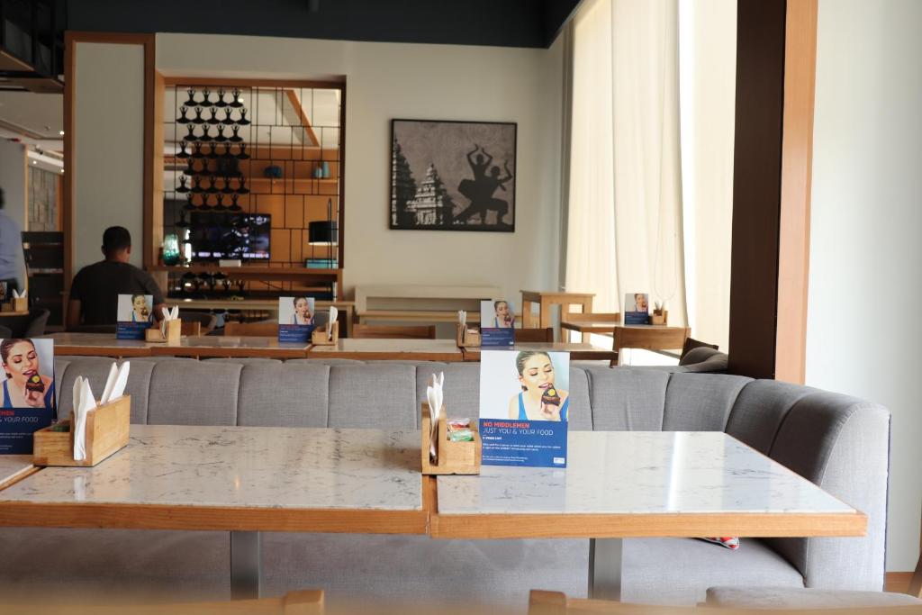 Posezení v ubytování Holiday Inn Express Chennai OMR Thoraipakkam by IHG