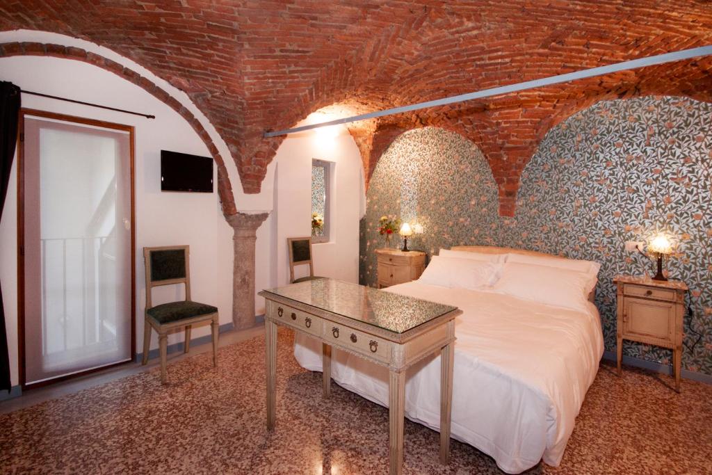 Ca' Monteggia Guest House - 5