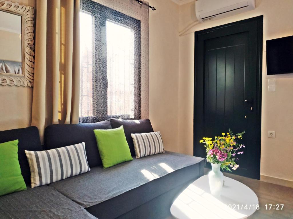 Old Harbour Apartments by CorfuEscapes - Estudio