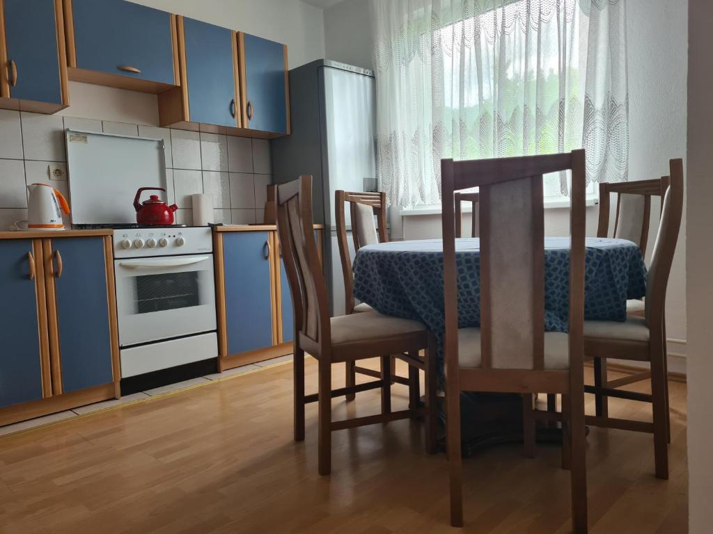 Dapur atau dapur kecil di Apartment Grgic