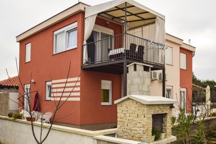 Fotografia z galérie ubytovania Apartment in Zaton with balcony, air conditioning, WiFi, washing machine 685-1 v Zatone
