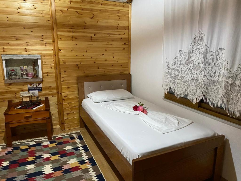 Ahmetaj Guest House - Habitación Doble Con Vistas A La Ciudad