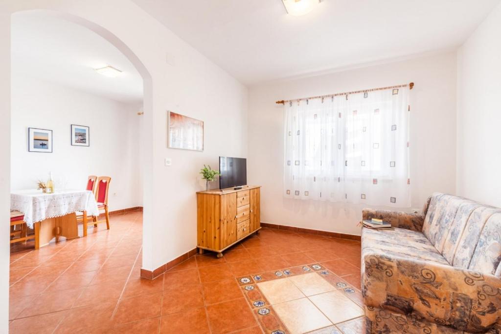 Apartment in Kustici with sea view, balcony, air conditioning, W-LAN 3589-5