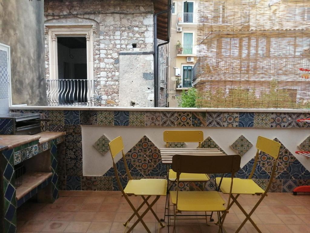 Fotografia z galérie ubytovania Aly Art Apartment Taormina Duomo, Gulf & Etna view v Taormine