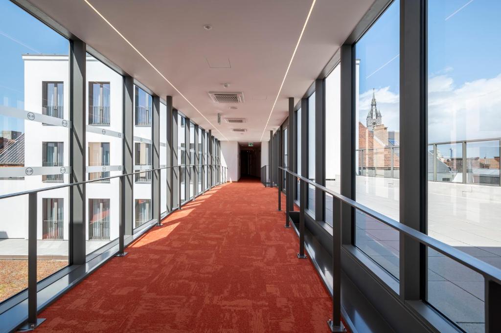 B&B HOTEL Gent Centrum - Resim 19