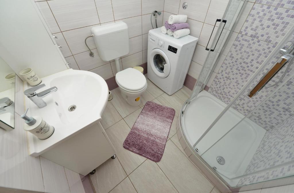 Kúpeľňa v ubytovaní Apartment Kokic