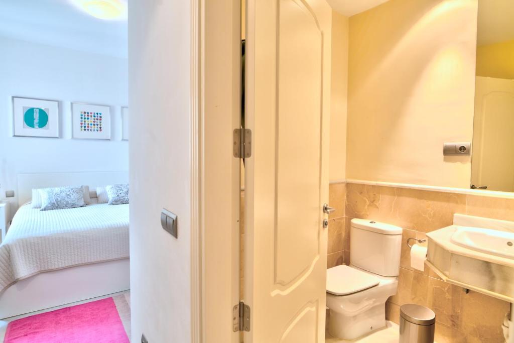 Colourlife Apartment Fuente Aloha by GHR Rentals, Marbella ...
