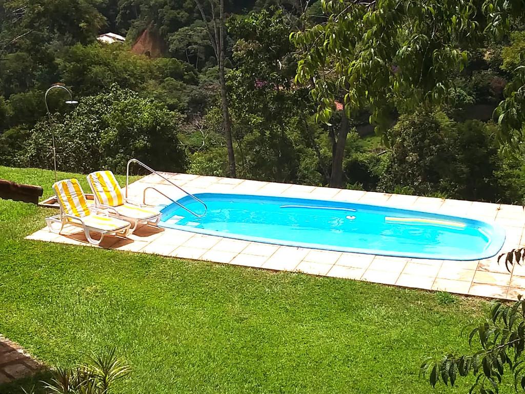  Sitio Queluz Itaipava com piscina e churrasqueira