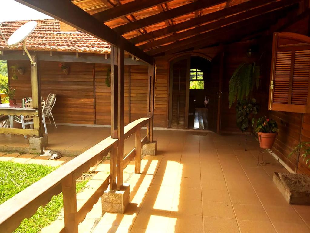  Sitio Queluz Itaipava com piscina e churrasqueira