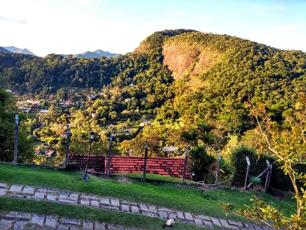  Sitio Queluz Itaipava com piscina e churrasqueira