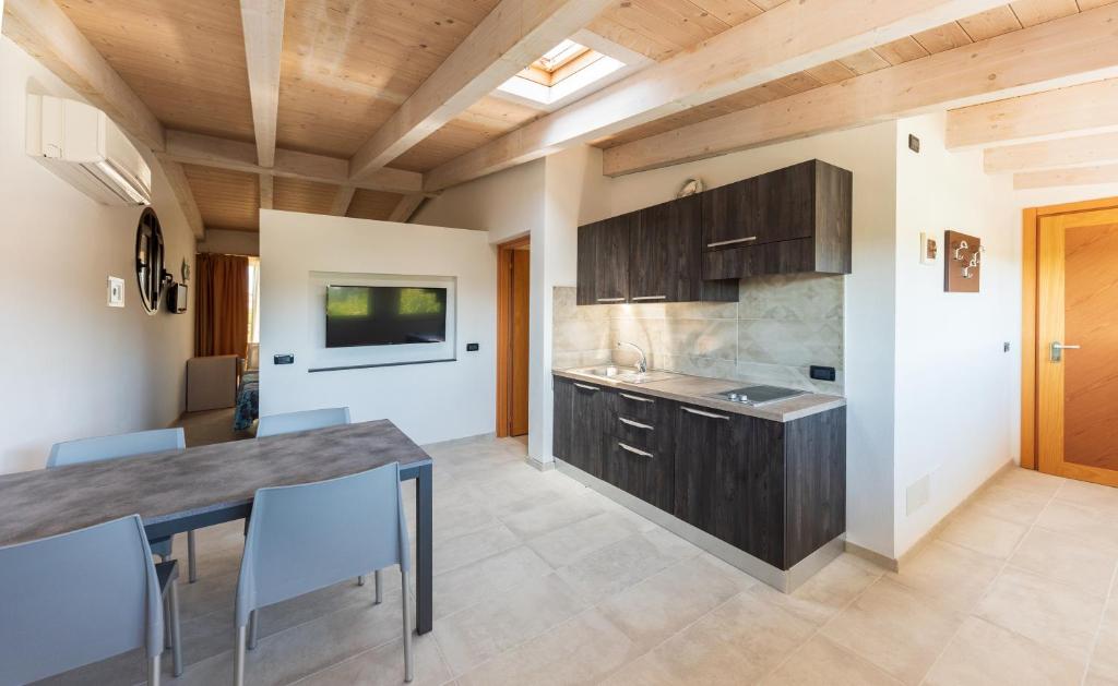 A kitchen or kitchenette at Residence Renadoro