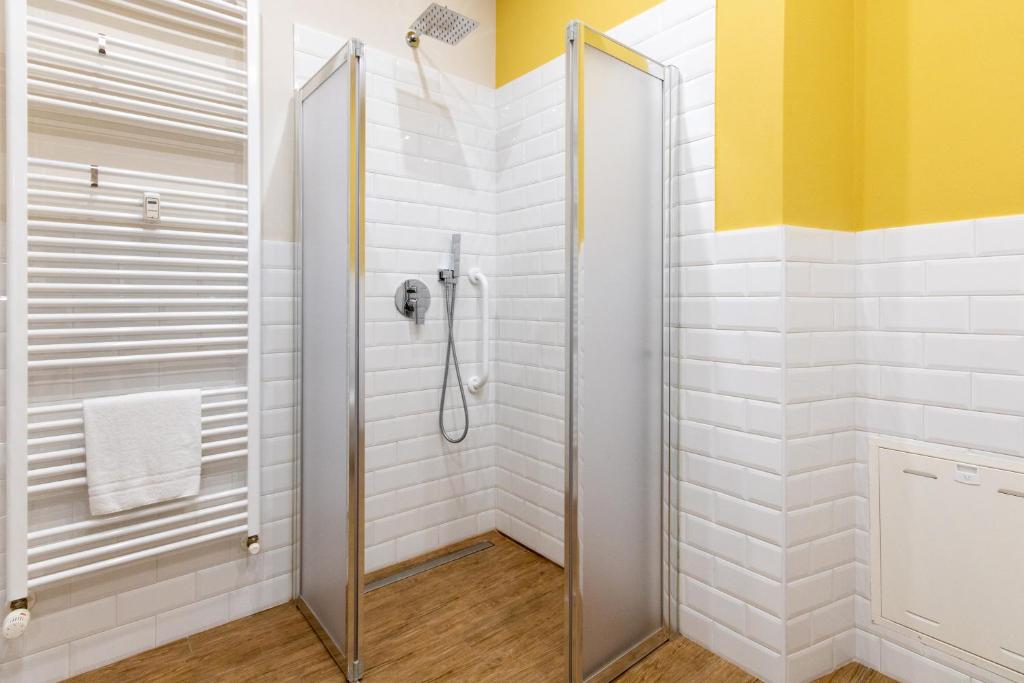 Aqualago casa vacanze apartment A - 度假屋