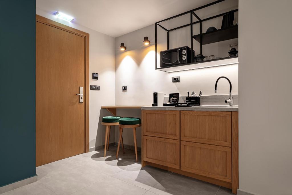 Bob W Akadimia Athens - Resim 26