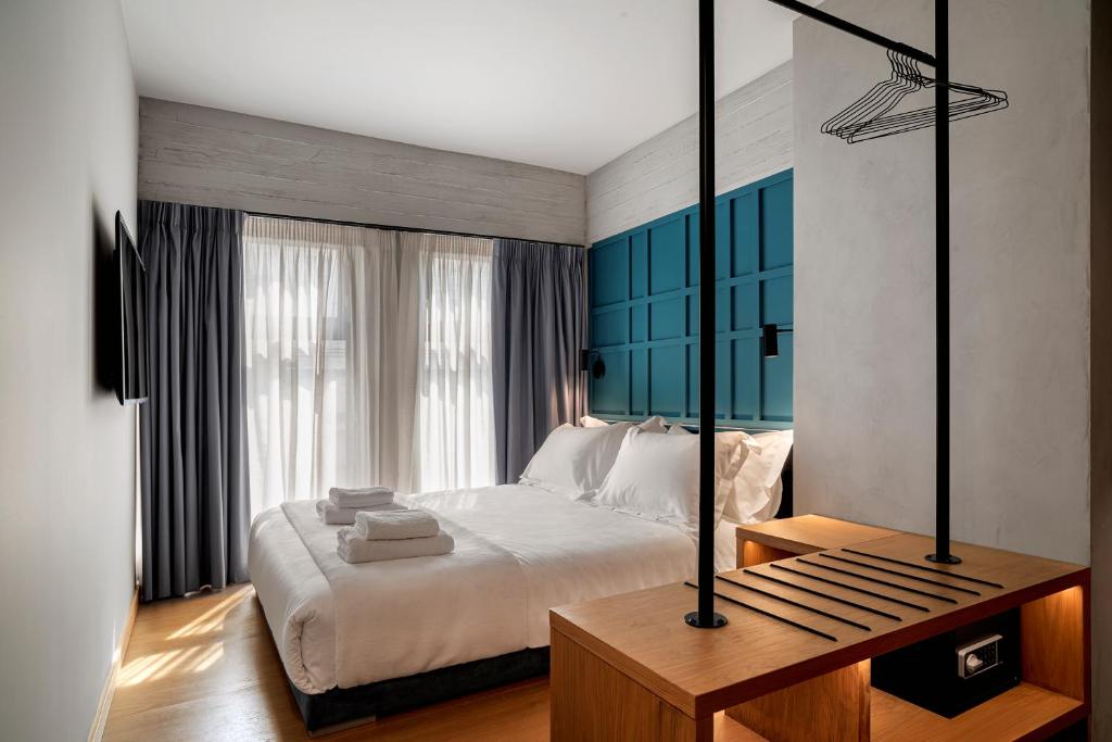 Bob W Akadimia Athens - Resim 29