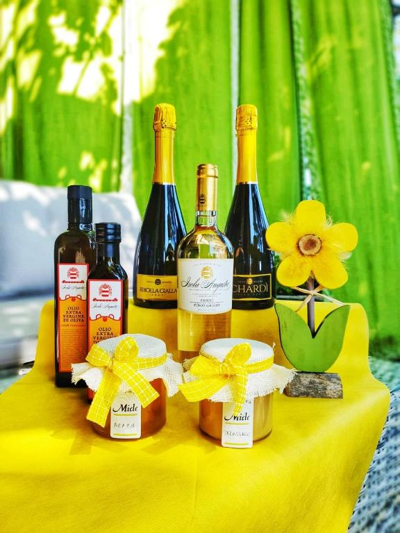 Nápoje v ubytovaní Agriturismo Isola Augusta