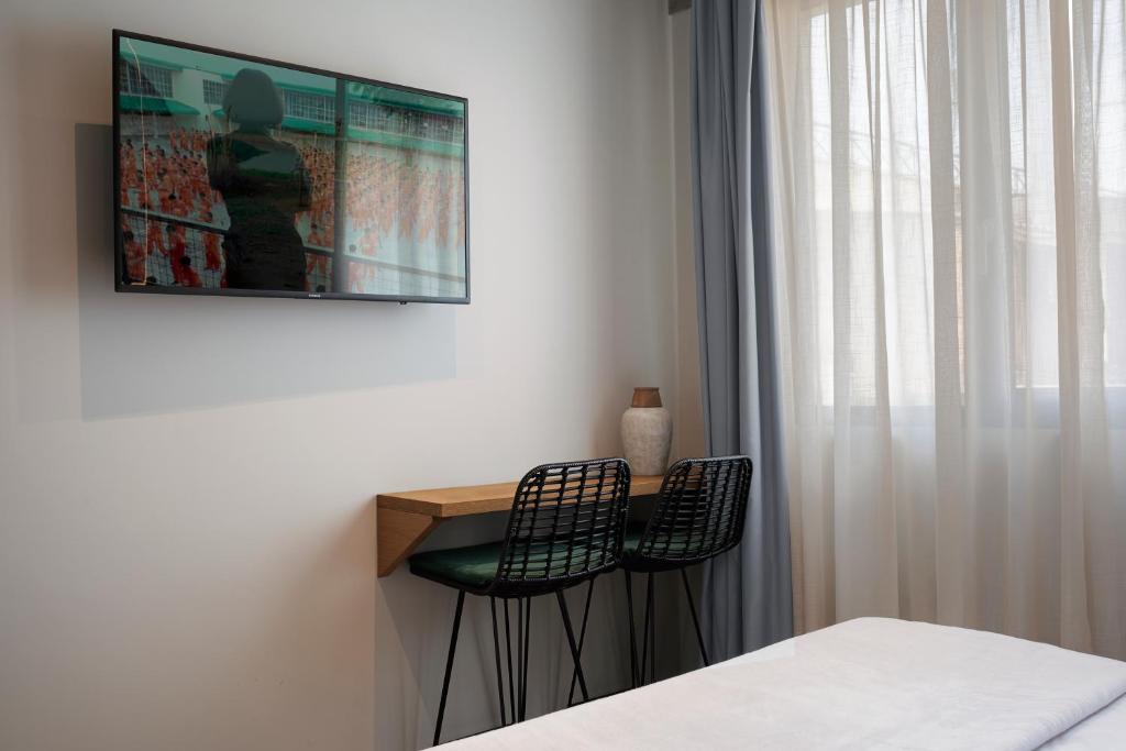 Bob W Akadimia Athens - Resim 37