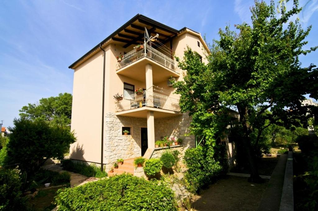 Fotografie z fotogalerie ubytování Apartment in Betina 3837-1 v destinaci Betina