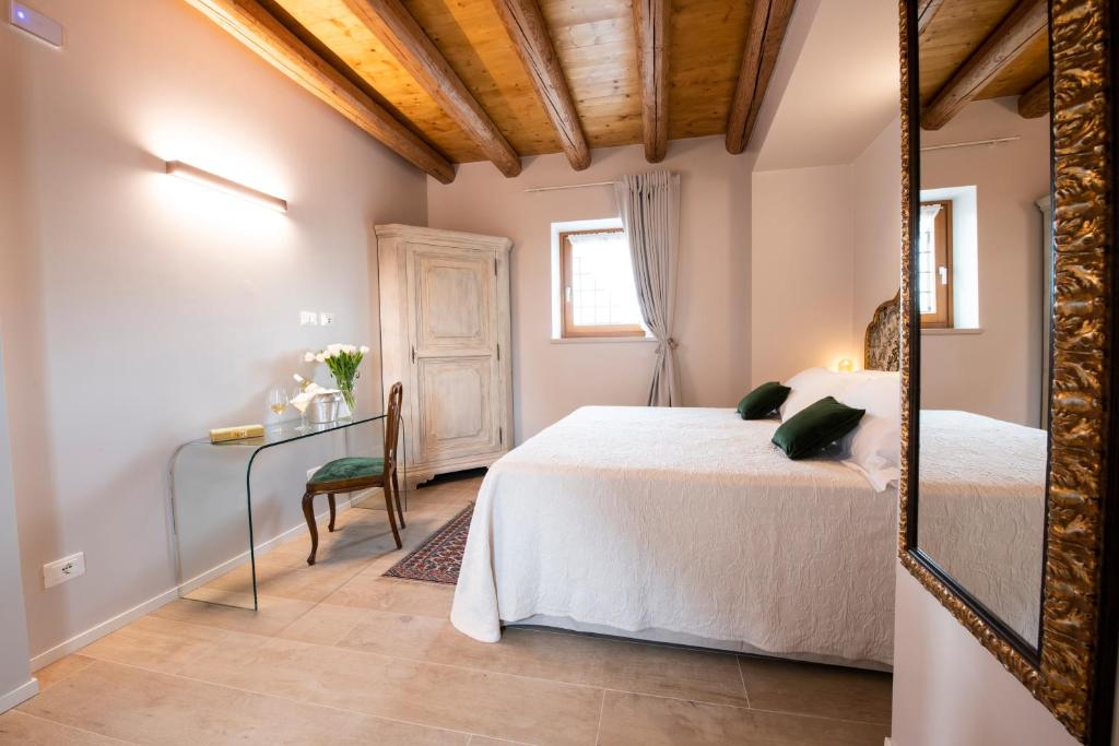 Postel nebo postele na pokoji v ubytování Magari Estates Boutique Hotel